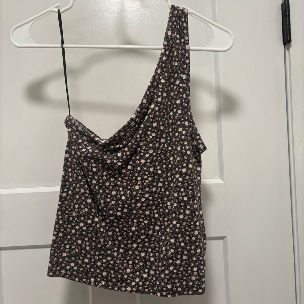 AE One Shoulder Top